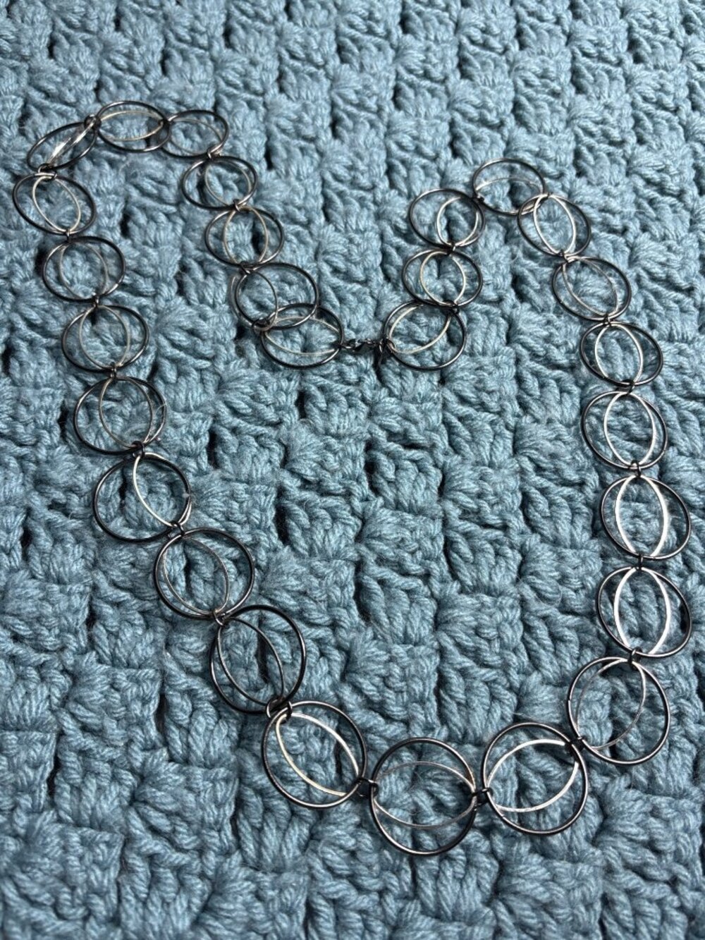 Daisy Fuentes Geometric Chain Necklace Circles Ovals Gunmetal Silvertone 32 inch